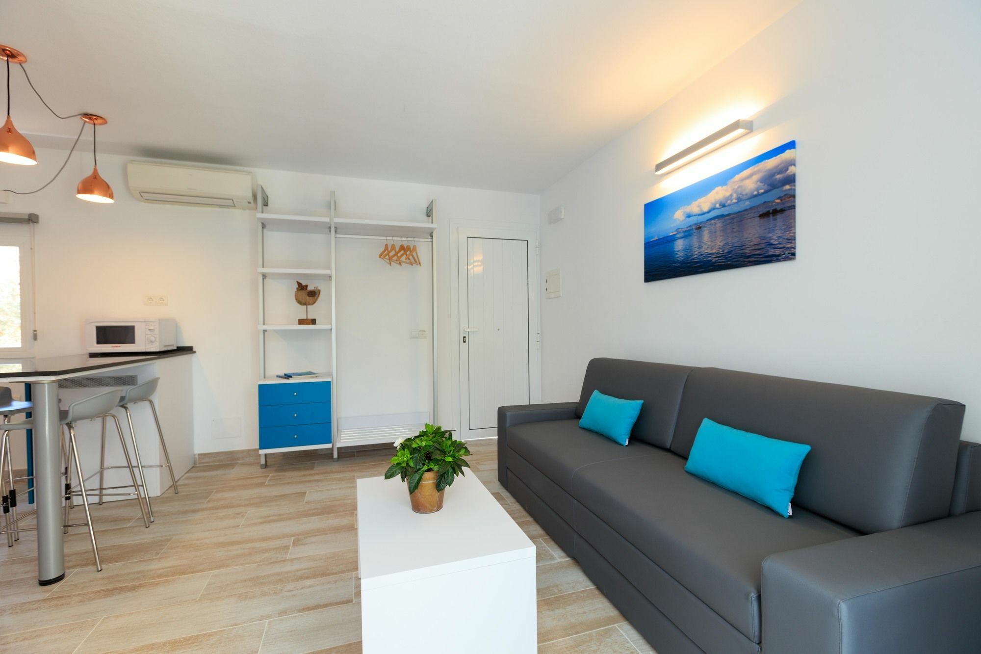 Pinos Playa Suites Playa de Migjorn Esterno foto